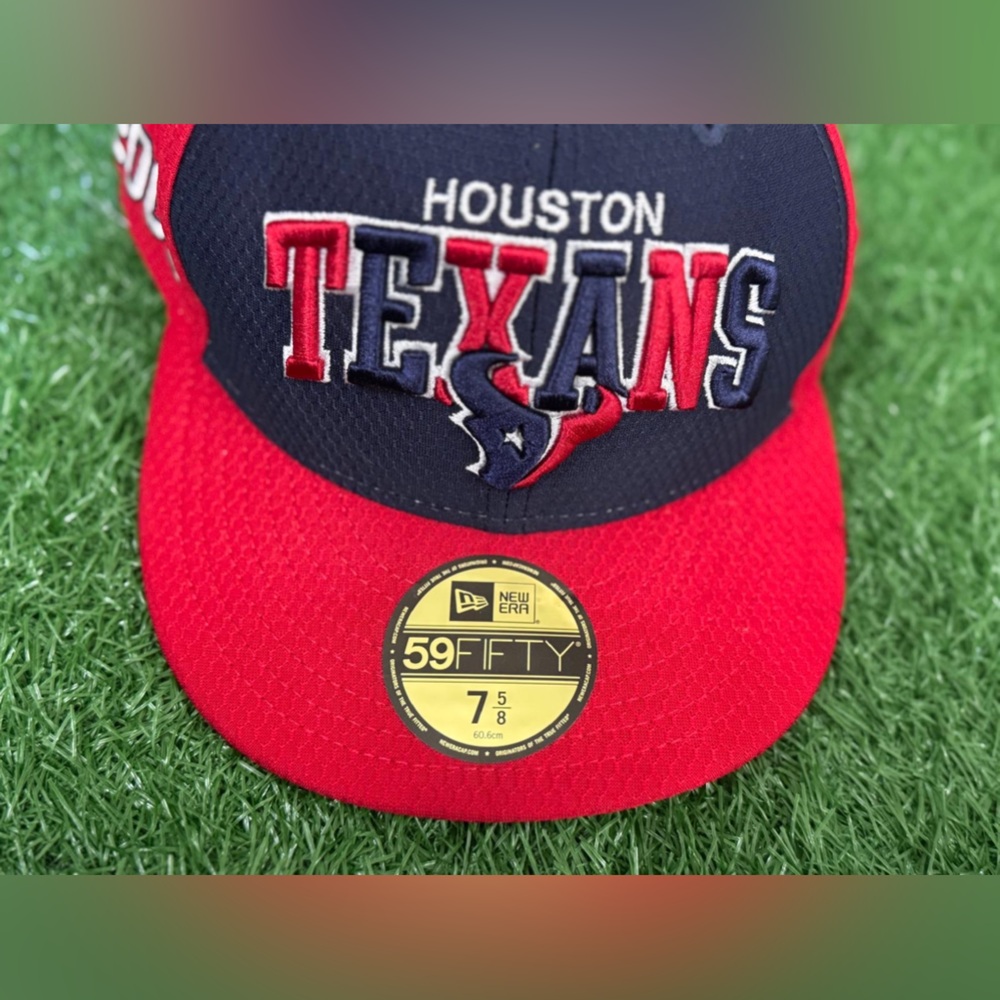 New Era 59FIFTY Houston Texans‎ Cap with Red and Blue Accents